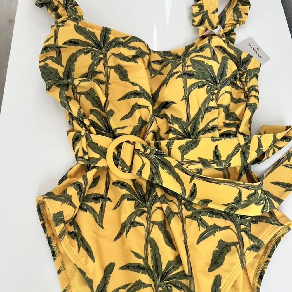 Aquabendita swimsuit large nwt